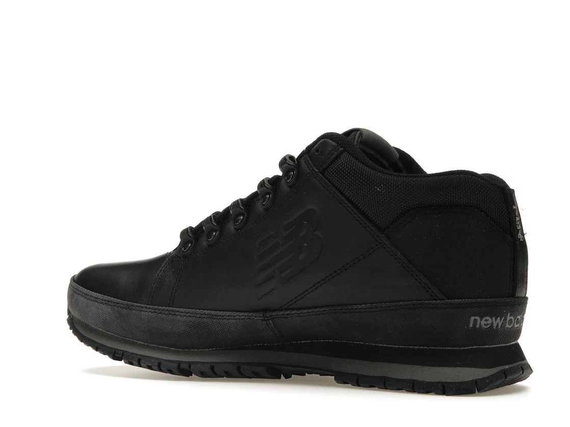 New Balance 754 Black Grey