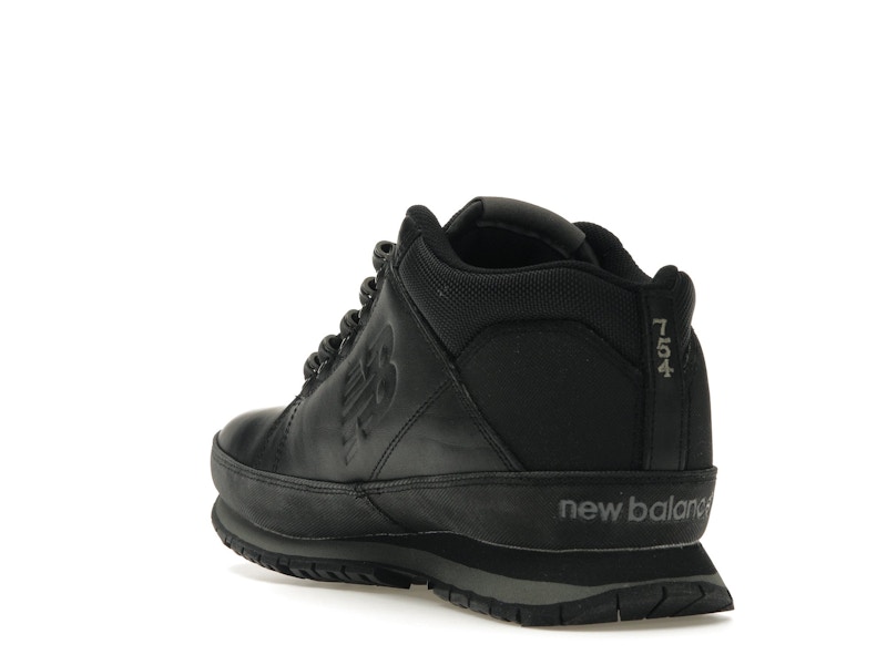 New Balance 754 Black Grey