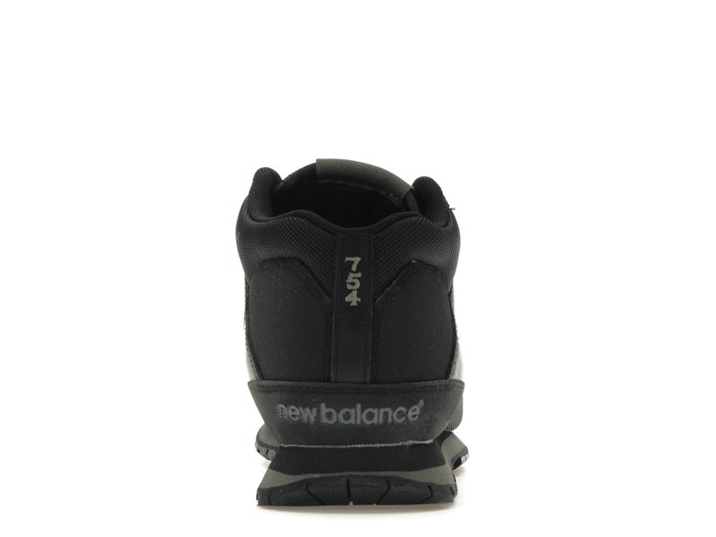 New Balance 754 Black Grey