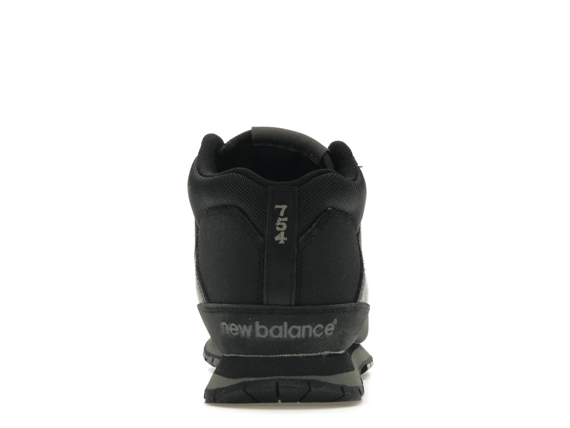 New Balance 754 Black Grey