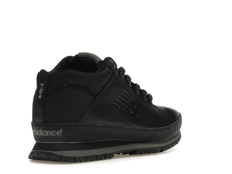 New Balance 754 Black Grey