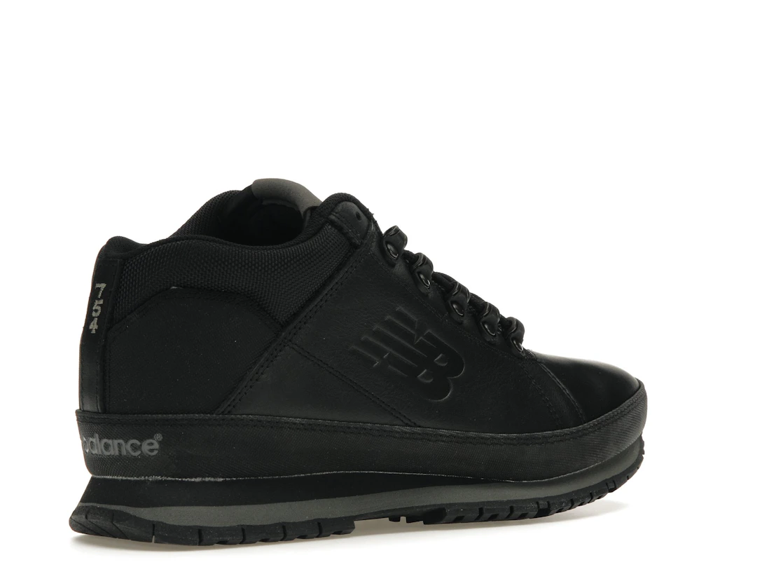 New Balance 754 Black Grey