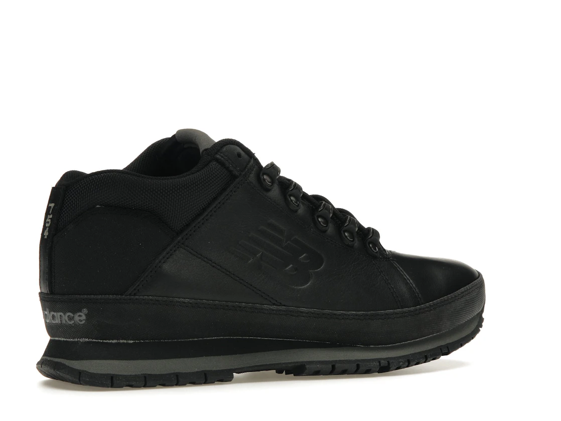 New Balance 754 Black Grey