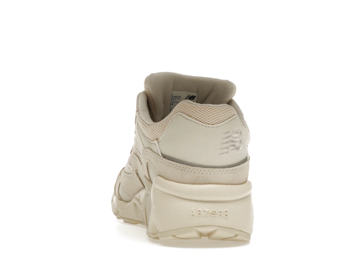 New Balance 850 Mono Pack Off White