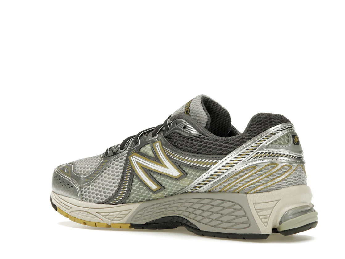 New Balance 860v2 Earth