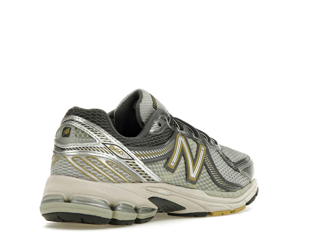 New Balance 860v2 Earth