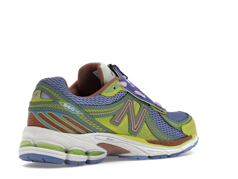 New Balance 860v2 Up There 2000's Tropes