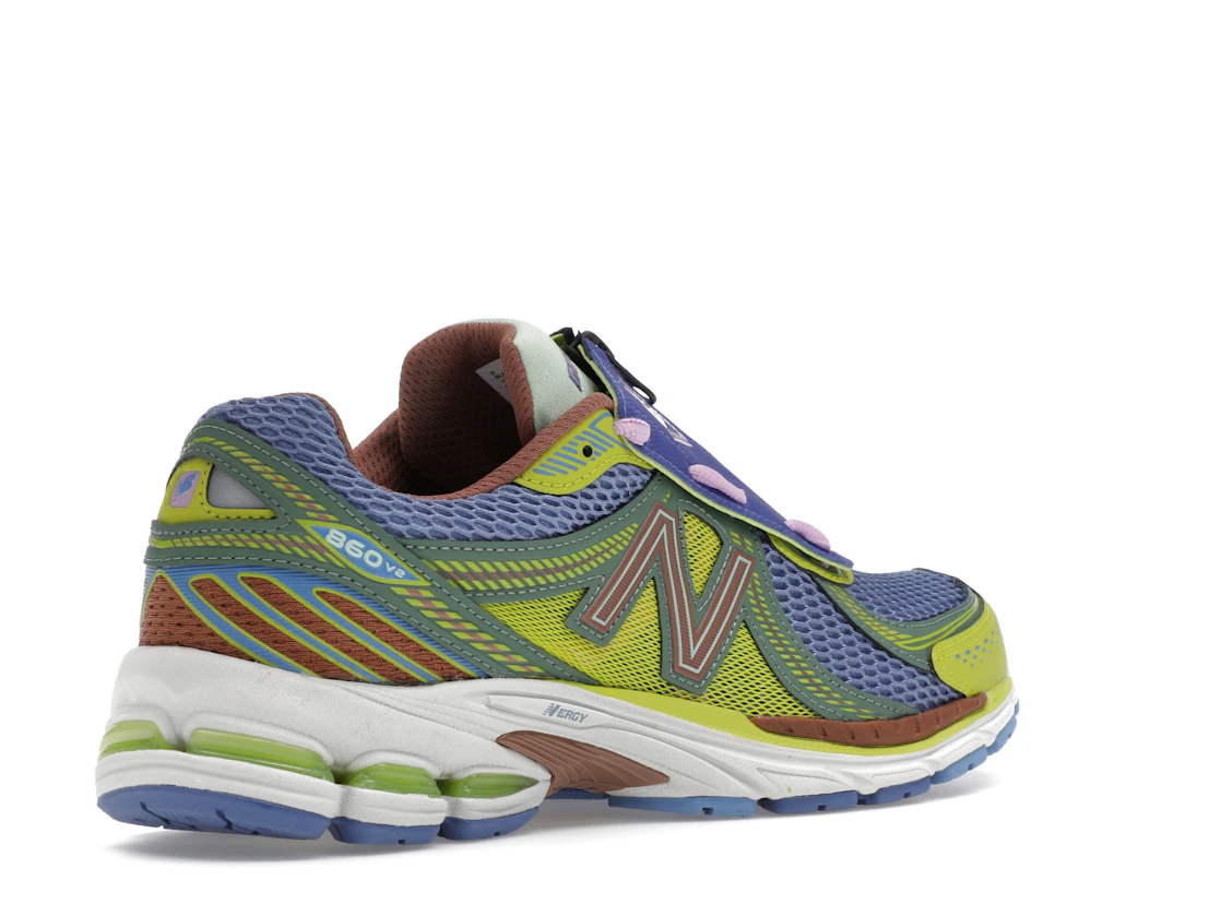 New Balance 860v2 Up There 2000's Tropes