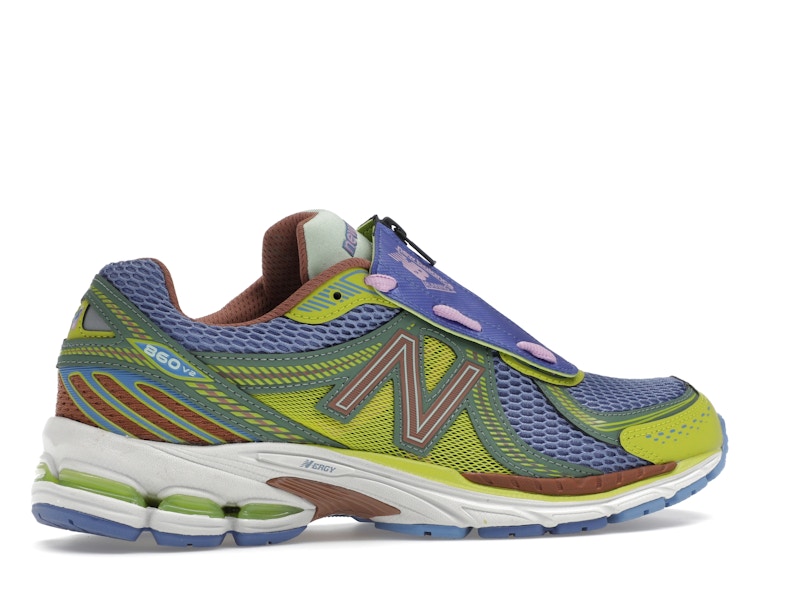 New Balance 860v2 Up There 2000's Tropes