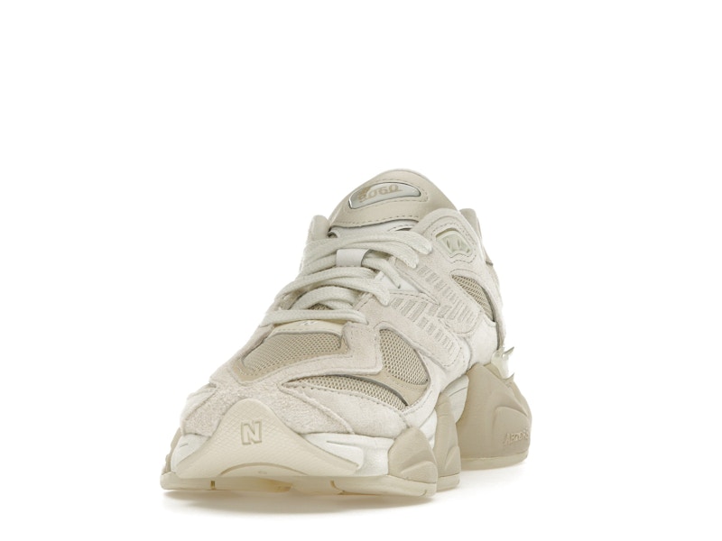 New Balance 9060 Beige