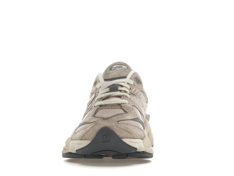 New Balance 9060 Driftwood Castlerock