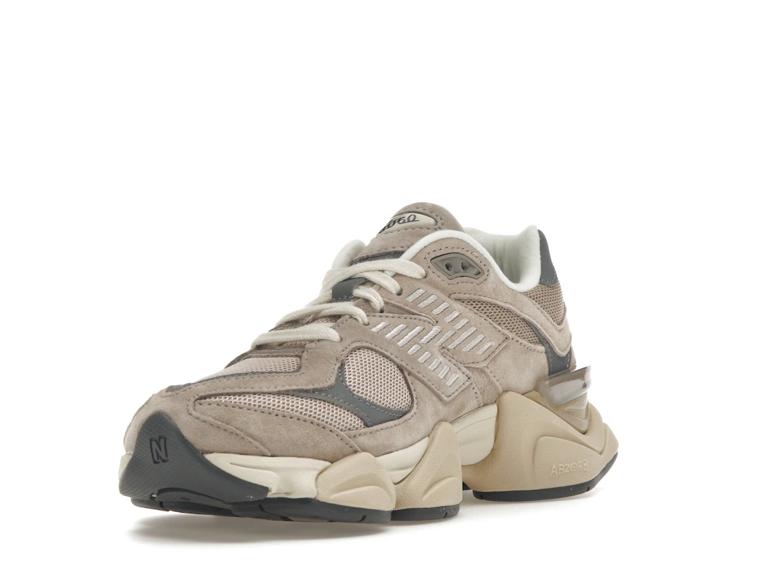 New Balance 9060 Driftwood Castlerock