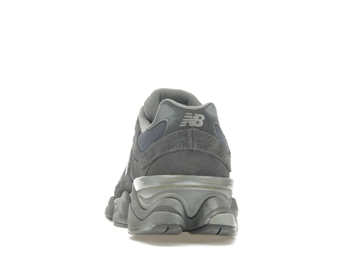 New Balance 9060 Magnet