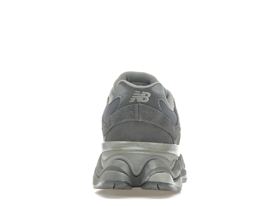 New Balance 9060 Magnet