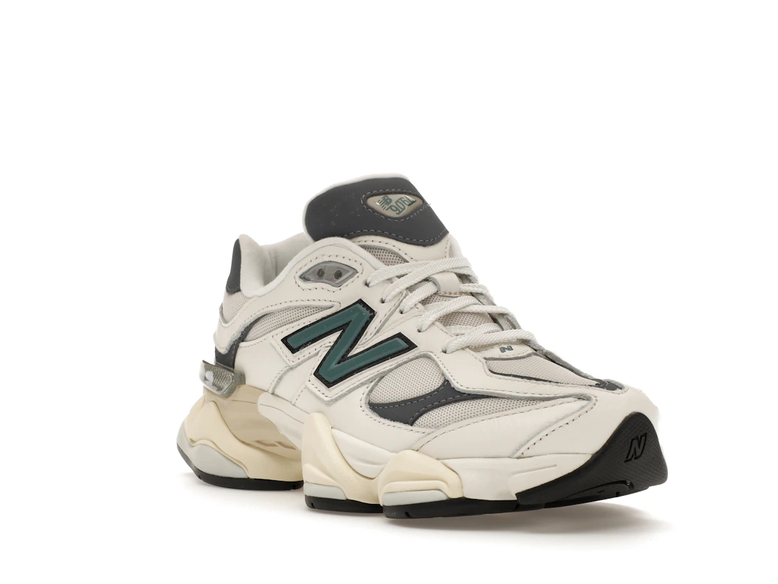 New Balance 9060 New Spruce