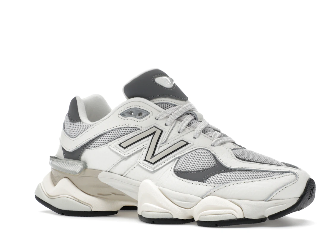 New Balance 9060 Sea Salt Castlerock