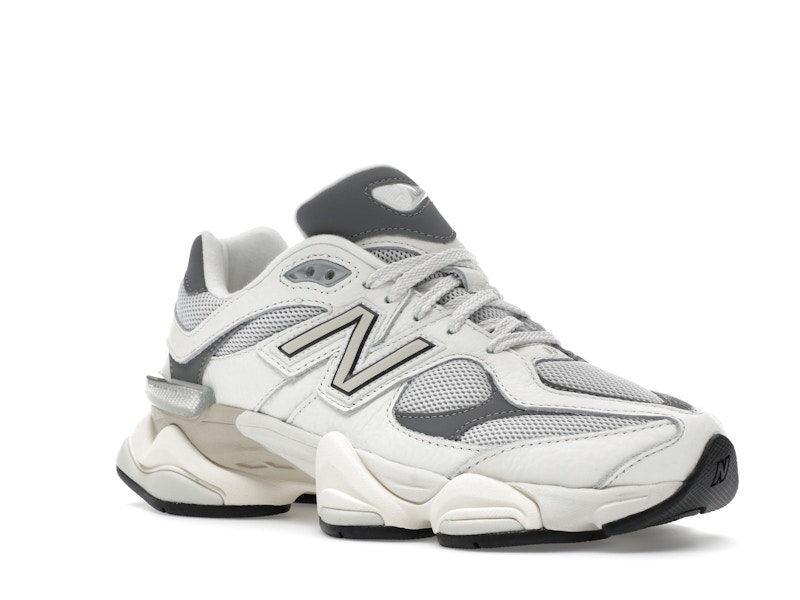New Balance 9060 Sea Salt Castlerock