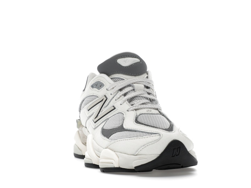 New Balance 9060 Sea Salt Castlerock