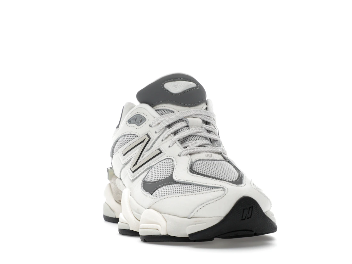 New Balance 9060 Sea Salt Castlerock