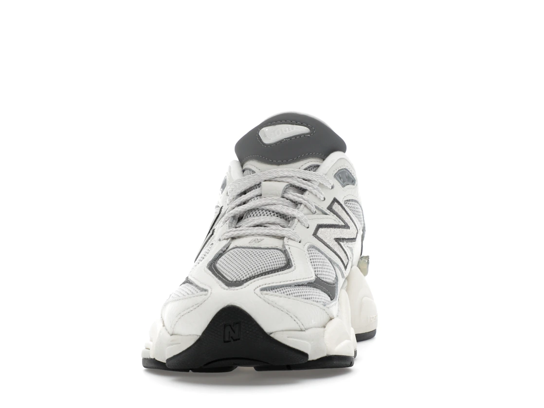 New Balance 9060 Sea Salt Castlerock