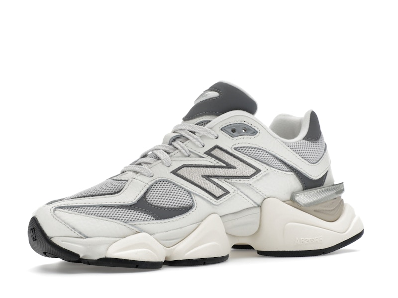 New Balance 9060 Sea Salt Castlerock