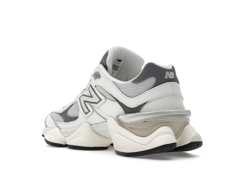New Balance 9060 Sea Salt Castlerock