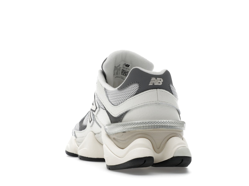 New Balance 9060 Sea Salt Castlerock