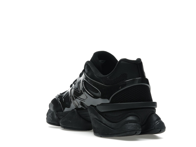 New Balance 9060 Sea Stone Black