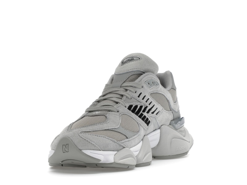 New Balance 9060 Silver Metallic Grey