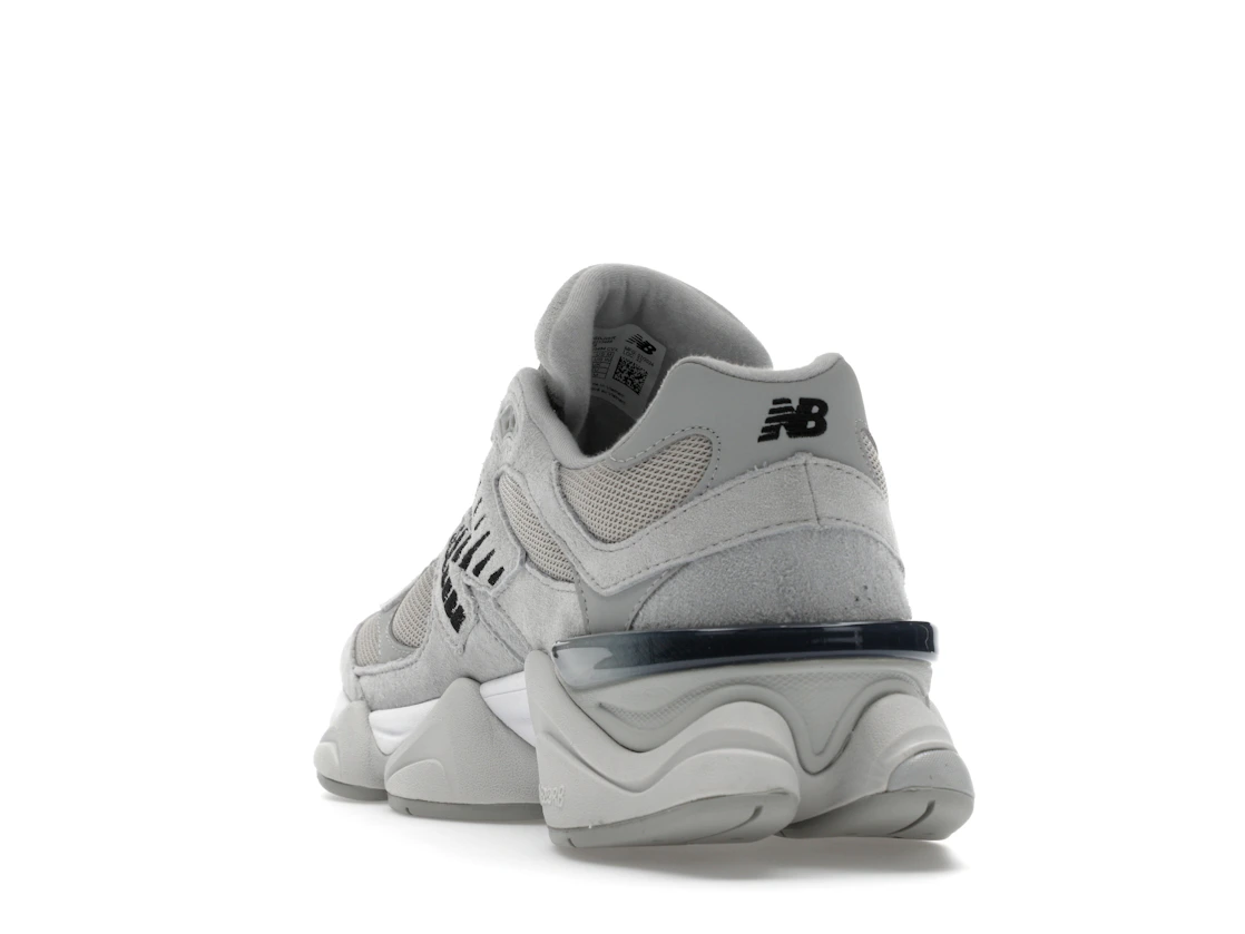 New Balance 9060 Silver Metallic Grey