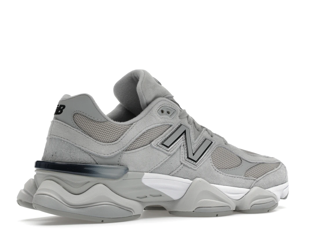 New Balance 9060 Silver Metallic Grey