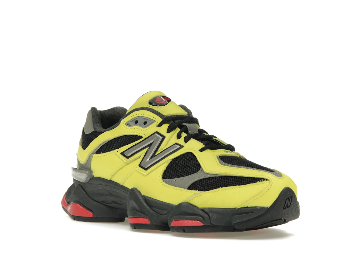 New Balance 9060 Tea Tree