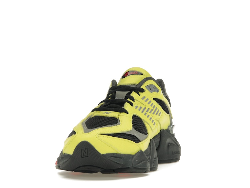 New Balance 9060 Tea Tree