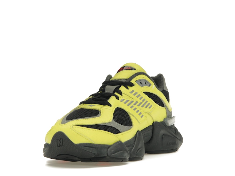 New Balance 9060 Tea Tree