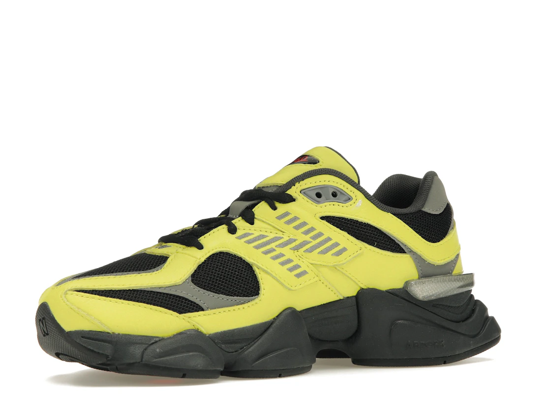 New Balance 9060 Tea Tree