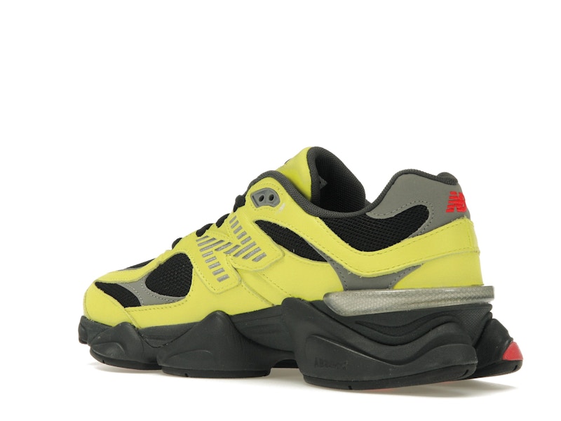 New Balance 9060 Tea Tree