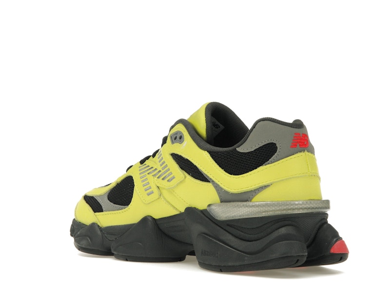 New Balance 9060 Tea Tree