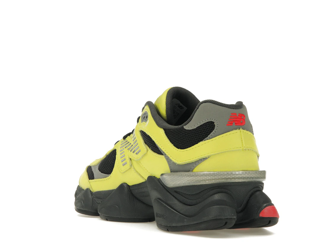 New Balance 9060 Tea Tree