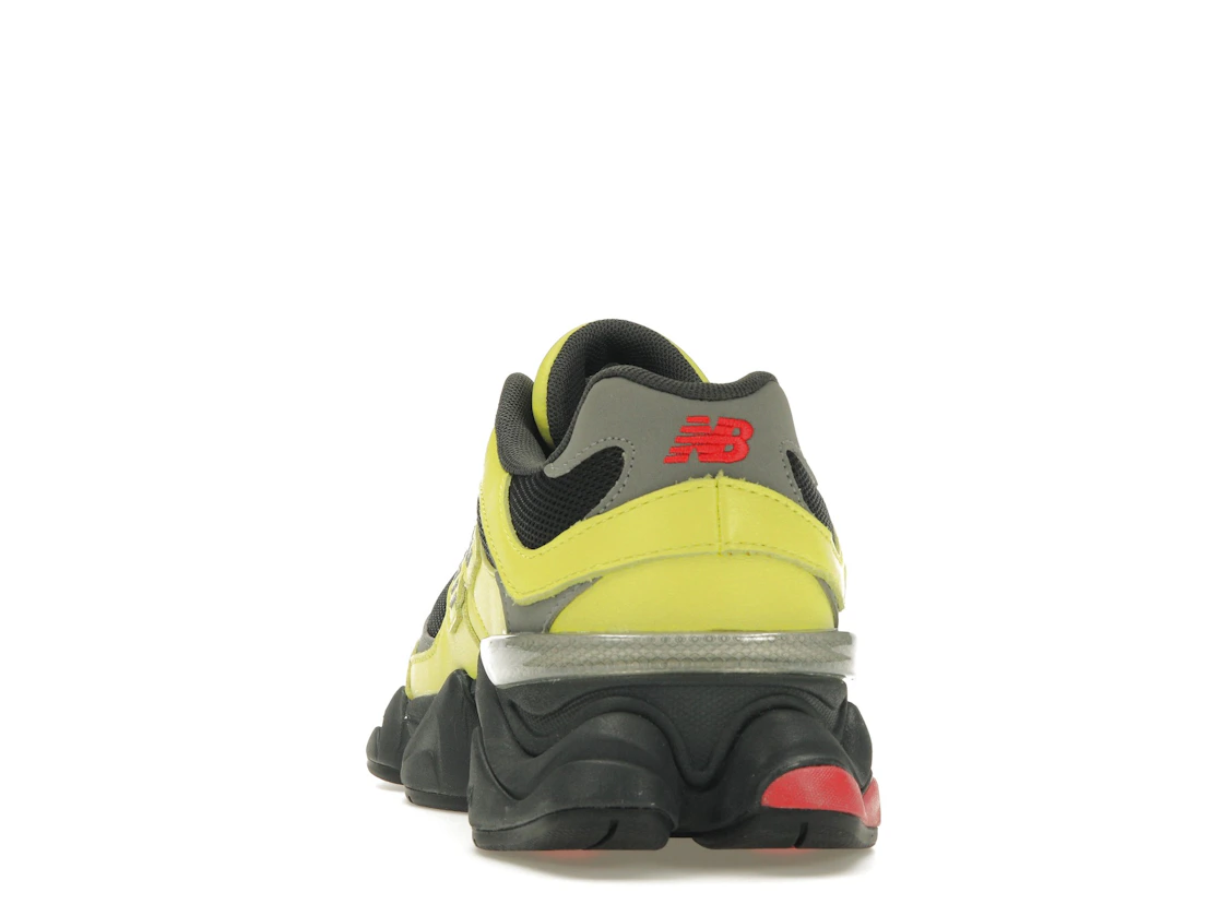 New Balance 9060 Tea Tree