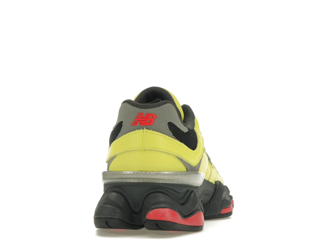 New Balance 9060 Tea Tree