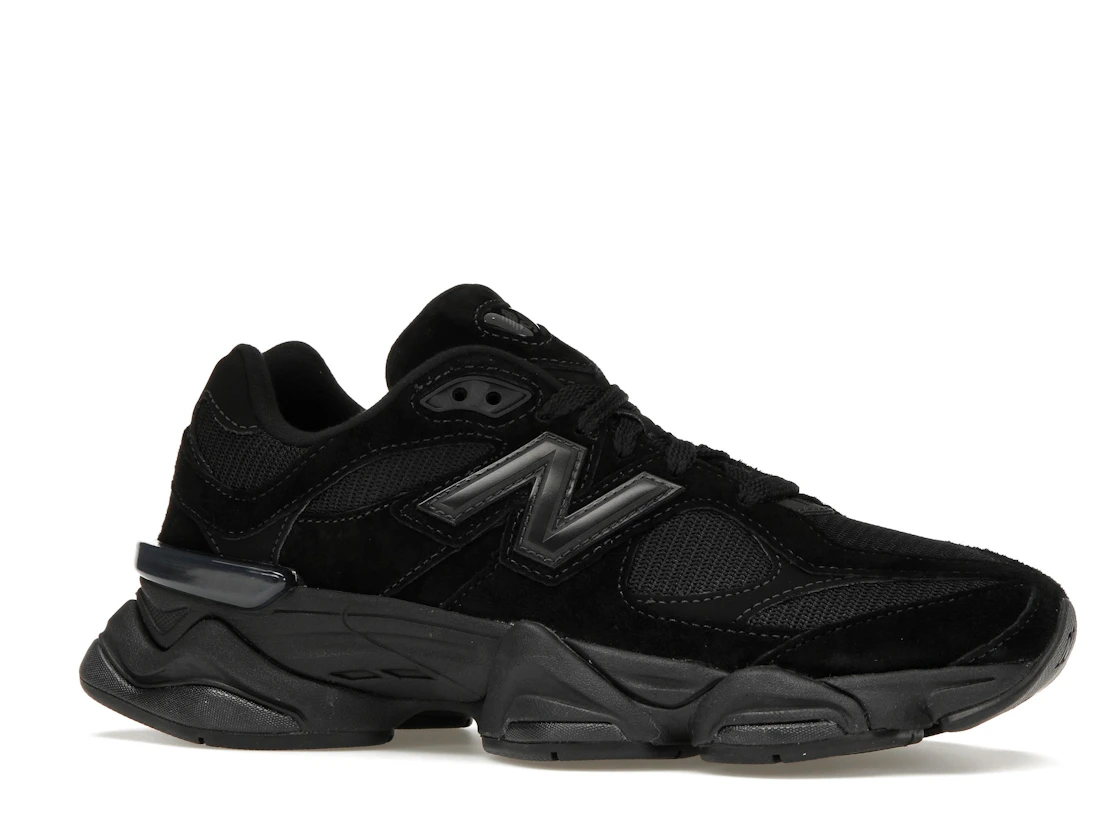 New Balance 9060 Triple Black