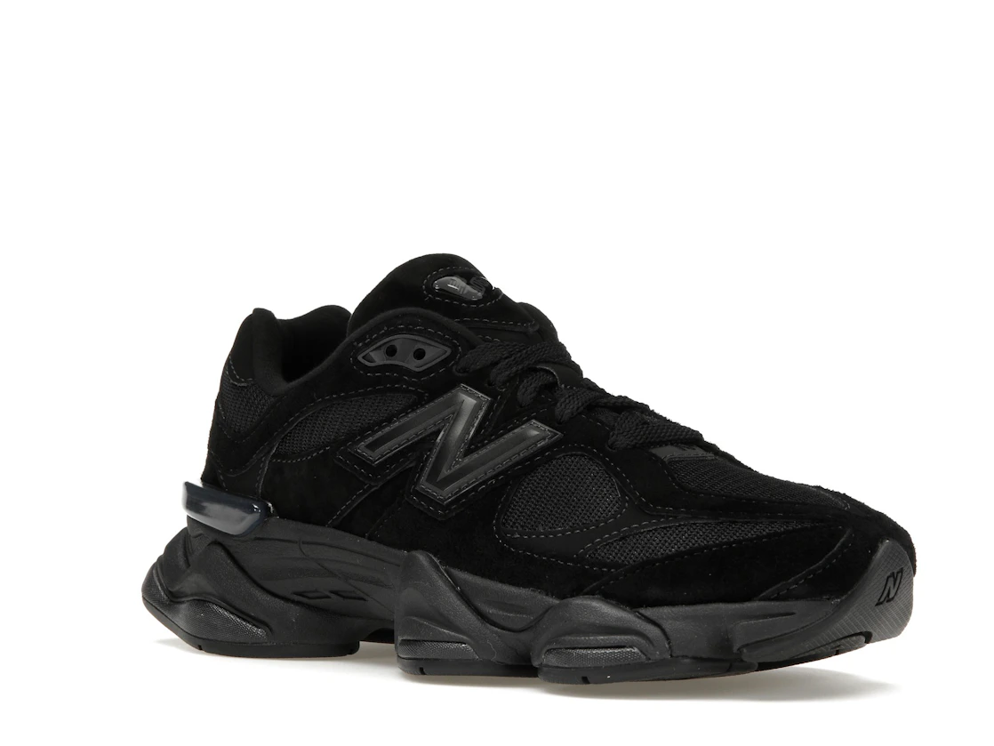 New Balance 9060 Triple Black