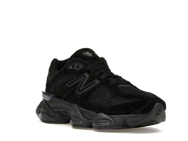 New Balance 9060 Triple Black