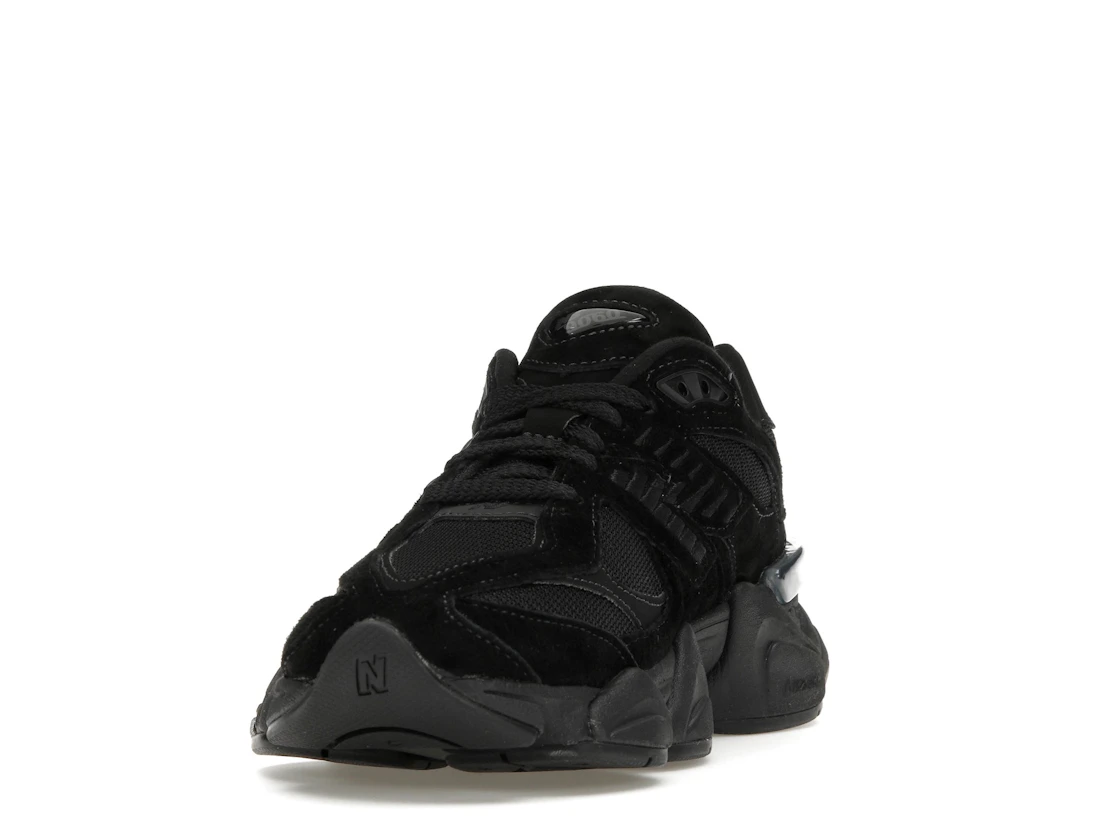 New Balance 9060 Triple Black