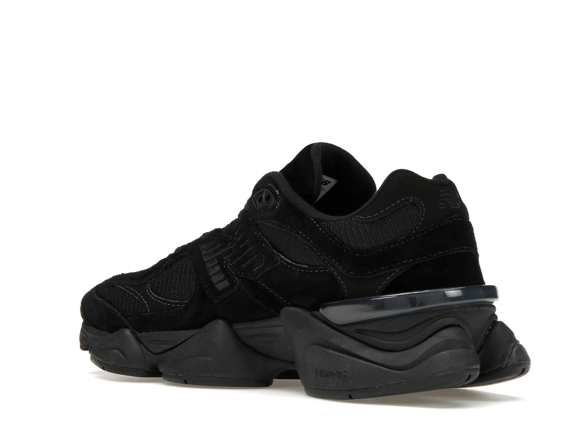 New Balance 9060 Triple Black