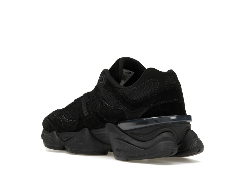 New Balance 9060 Triple Black