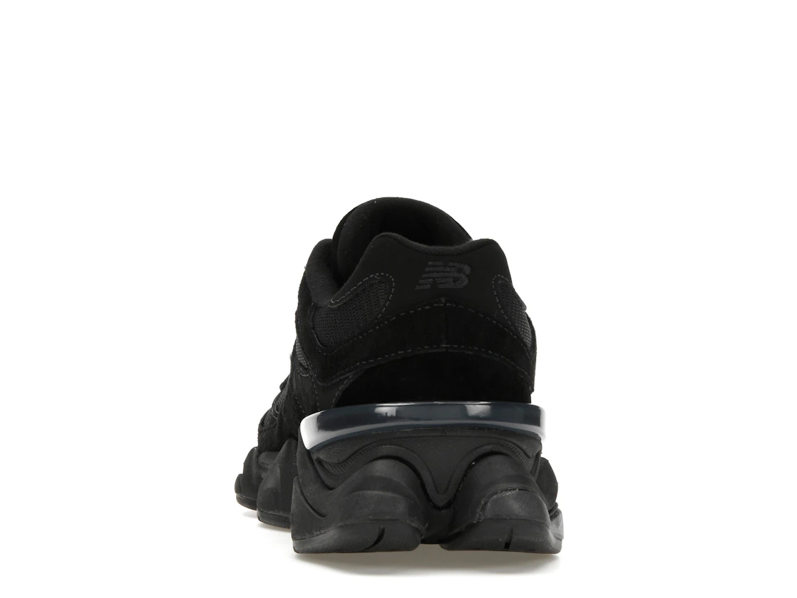 New Balance 9060 Triple Black