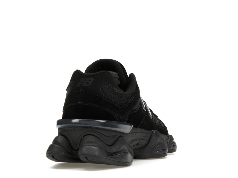 New Balance 9060 Triple Black