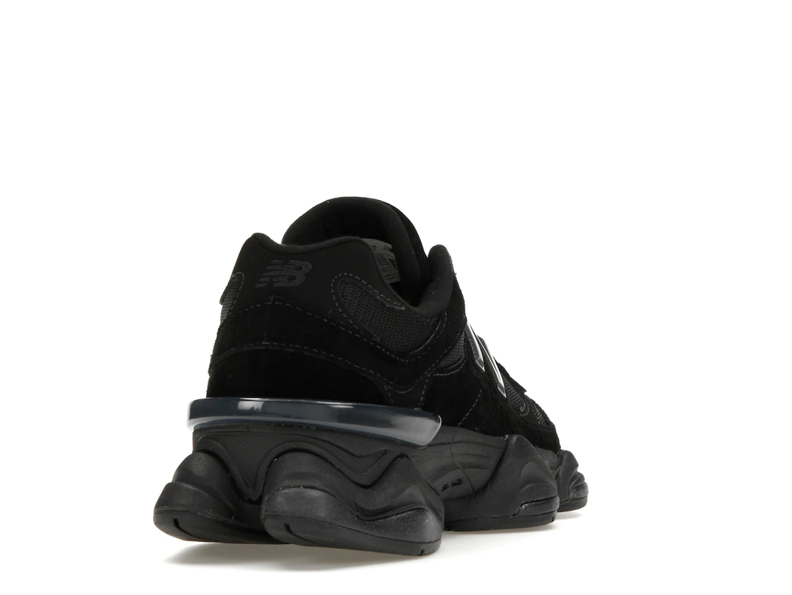 New Balance 9060 Triple Black