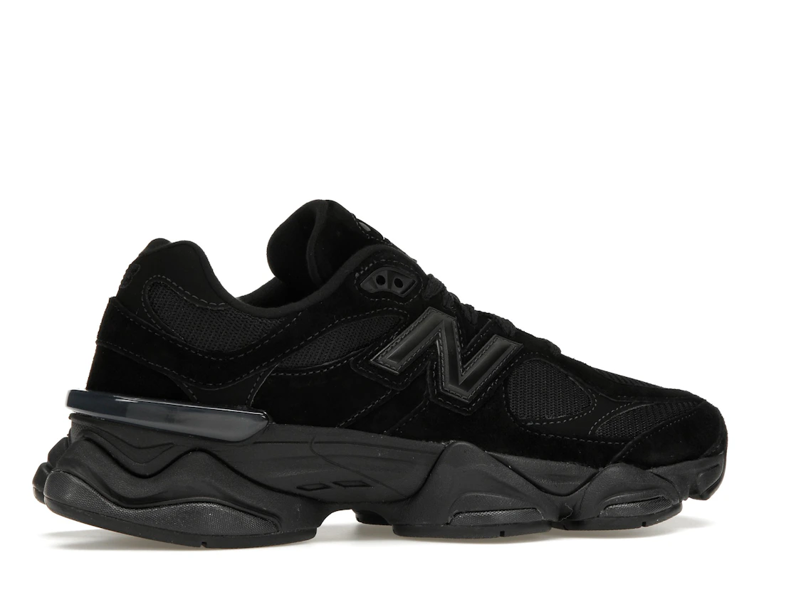 New Balance 9060 Triple Black